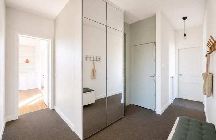 Charmant F4 type Haussmannien sans travaux ! — photo 2
