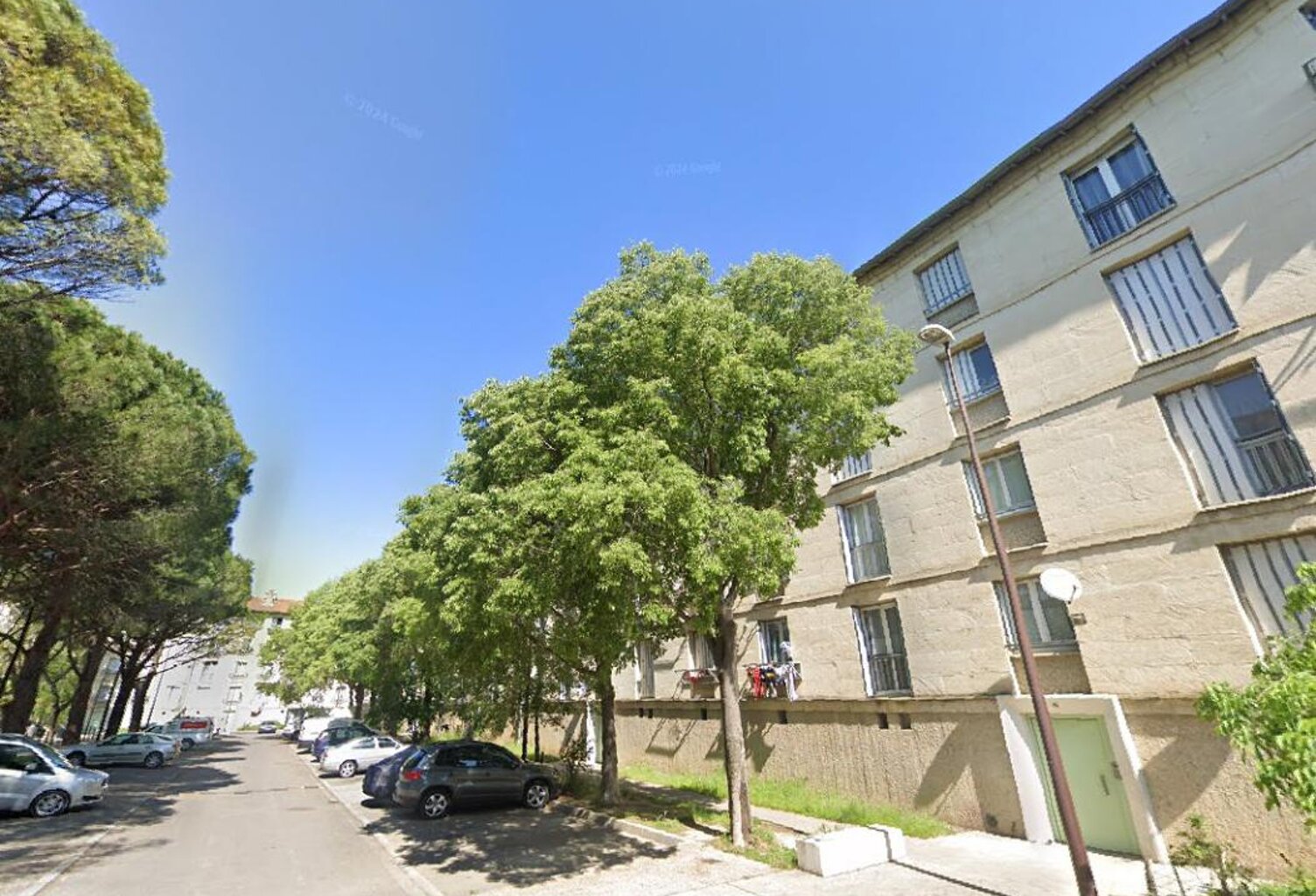 T3 - AVIGNON - MONTMAJOUR — photo 1