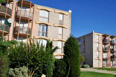Appartement 3 pièces 464 €