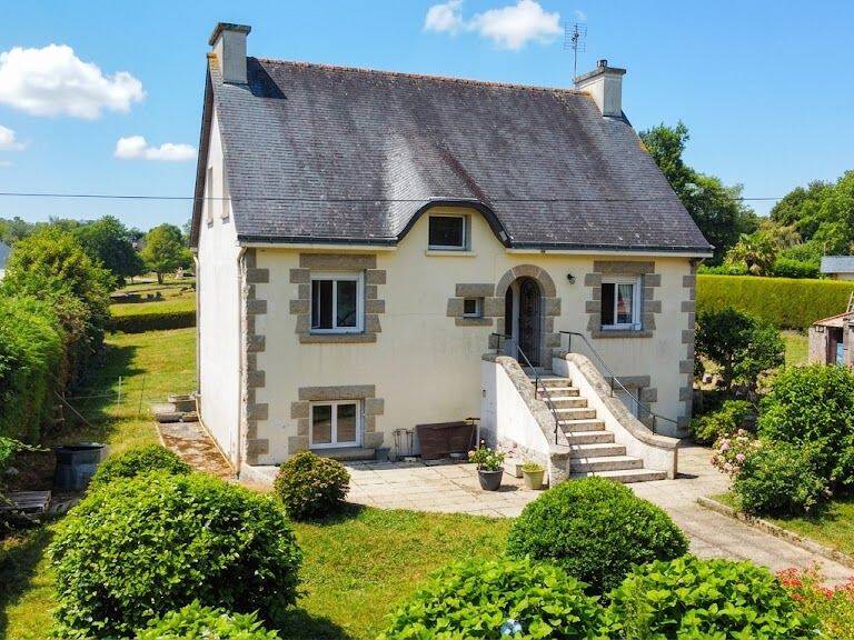 Belle opportunité à Plouguernevel - Maison familiale ou investissement locatif — photo 1