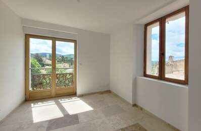 Appartement À Vendre — photo du bien
