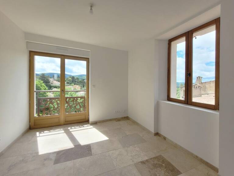 Appartement À Vendre — photo 1