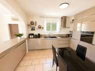 EXCLUSIVITÉ Caumont-sur-Durance – Maison de plain-pied 165m² – 6 chambres – Piscine - Jardin - Garage — photo 4