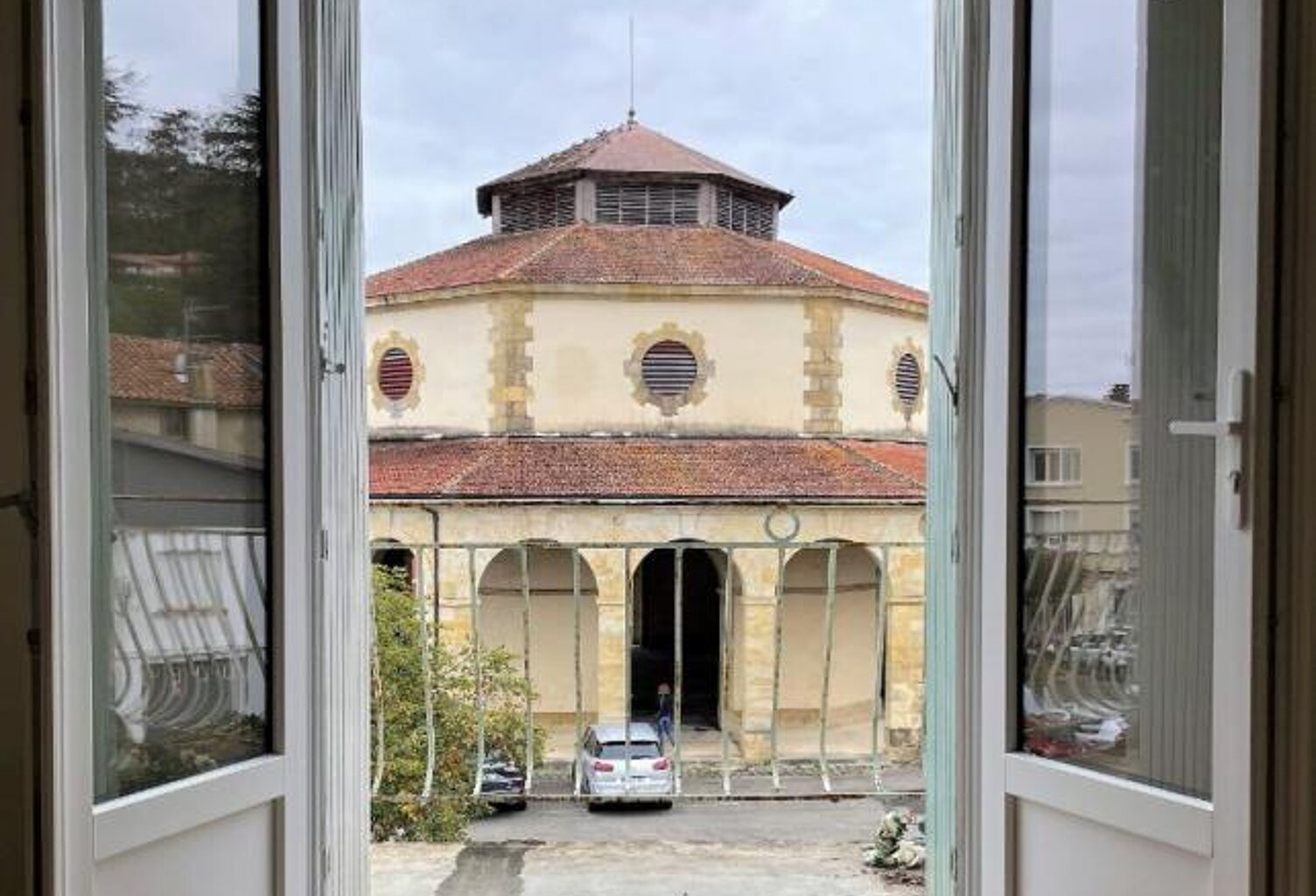 Immeuble de rapport en monopropriété — photo 1