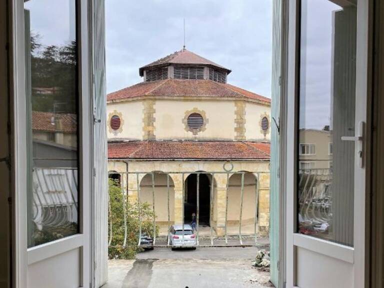 Immeuble de rapport en monopropriété — photo 1