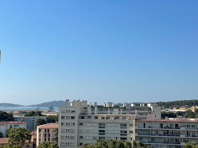 A VENDRE TOULON 83000 APPARTEMENT 4 PIECES DERNIER ETAGE ASCENSEUR VUE MER — photo 1