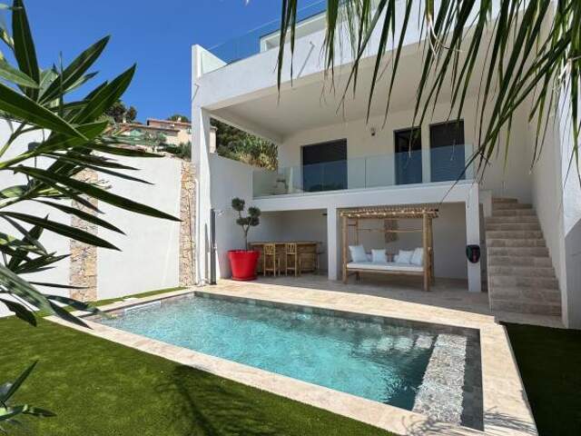 Maison À Vendre Piscine Garage Terrasses Jardin Vue mer Ceyreste — photo du bien