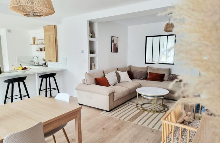 Appartement À Vendre — photo 2