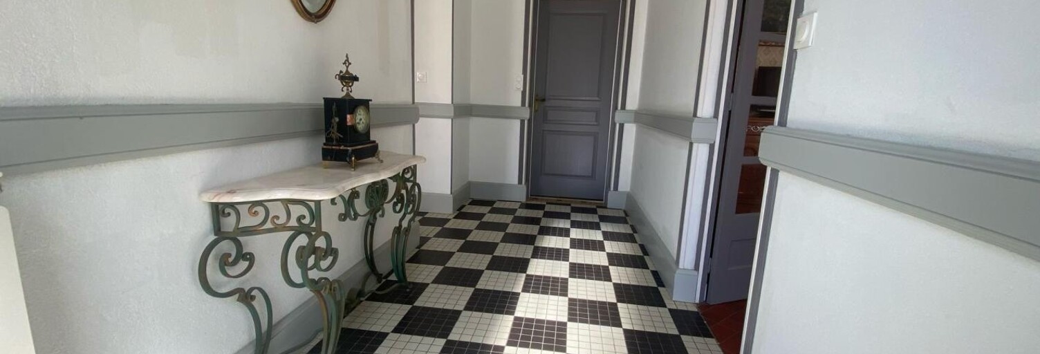 Maison 5 Pièces 142 m² à vendre à Rochefort (17300)