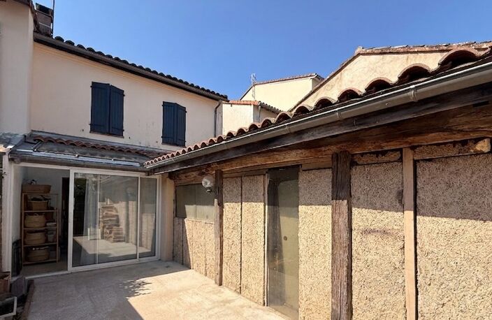 Maison de village avec garage — photo 2