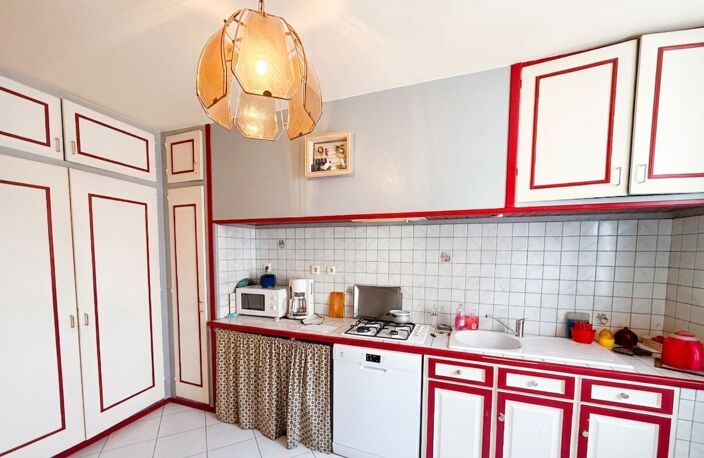 Maison de village avec garage — photo 3