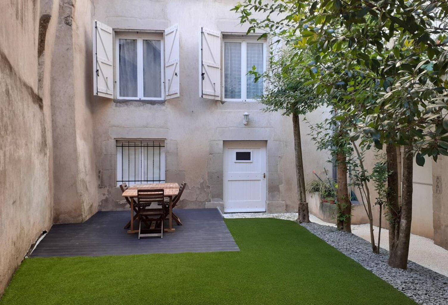 Appartement À Vendre — photo 1
