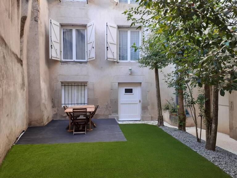 Appartement À Vendre — photo 1