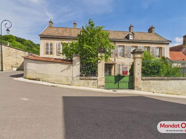 Ensemble Immobilier à Vendre à Verzy — photo du bien