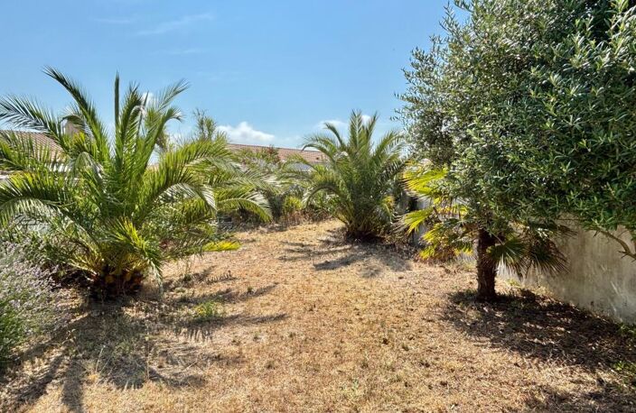 Maison à vendre – À seulement 250 m de la plage ! — photo 3