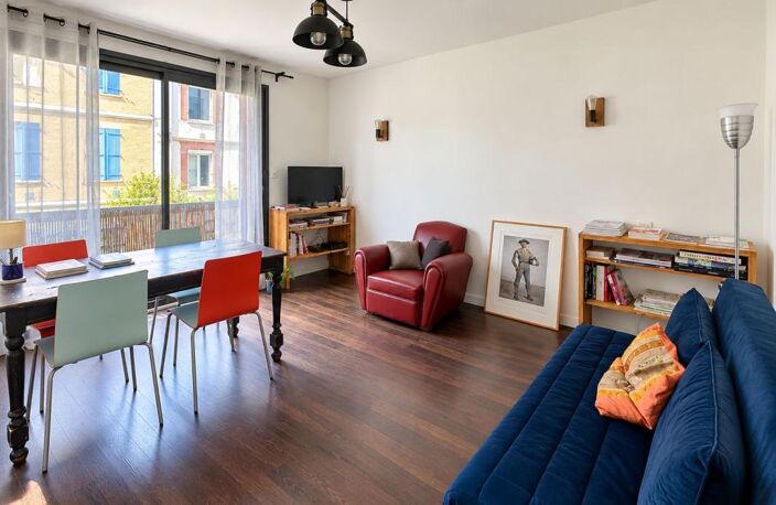 Toulouse Saint Cyprien, Appartement Type 2 Traversant de 44,5 m²avec Terrasse de 15 m² — photo 2