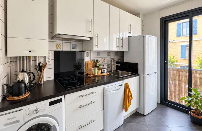 Toulouse Saint Cyprien, Appartement Type 2 Traversant de 44,5 m²avec Terrasse de 15 m² — photo 4