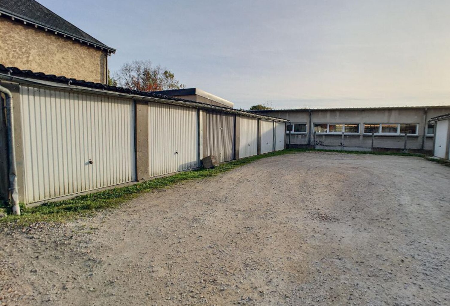 box / garage 🚗 situé au coeur de Saint-Jean-le-Blanc — photo 1