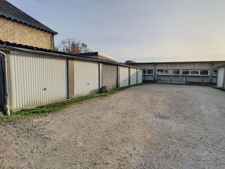box / garage   situé au coeur de Saint-Jean-le-Blanc — photo 1