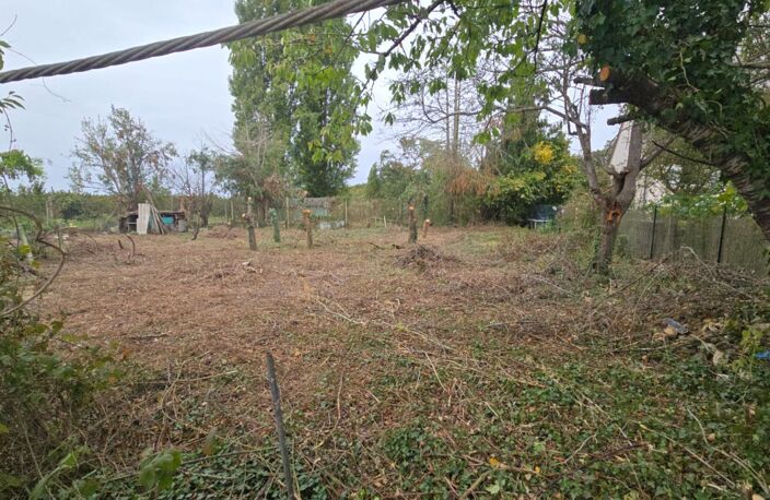 28500-Terrain constructible de 460m2 — photo 4