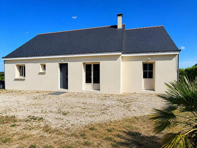 Joli pavillon de plain-pied - VERNOIL LE FOURRIER (49390) — photo du bien