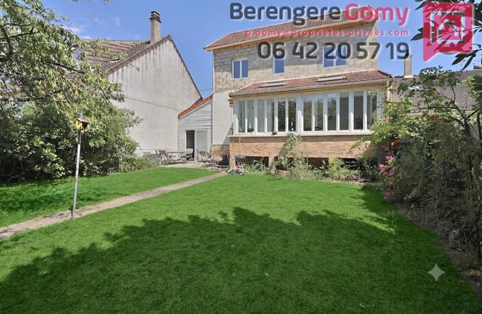 Maison familiale réhaussée & rénovée, séjour 44 m², 3 chambres, garage et sous-sol — photo 2