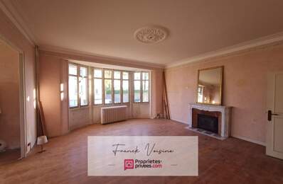 Maison de 212 m2 A VENDRE Les Herbiers Centre Ville - 4 Chambres et un bureau sur un terrain de 1150 m2 — photo du bien