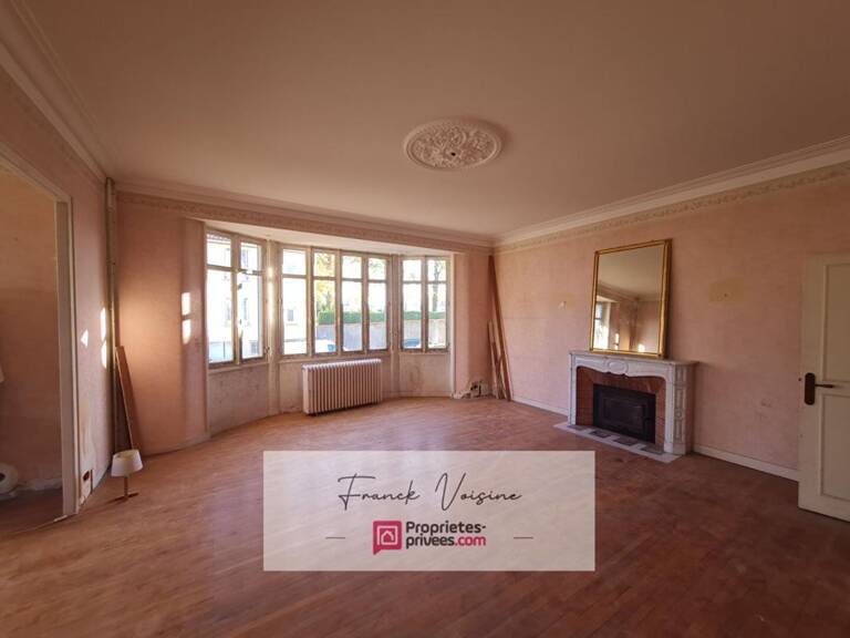 Maison de 212 m2 A VENDRE Les Herbiers Centre Ville - 4 Chambres et un bureau sur un terrain de 1150 m2 — photo 1