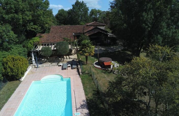 Proche Marciac dans le Gers maison 136 m2 sur 15 hectares — photo 2