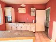 Maison en pierre dans  le bourg  d'Eymet — photo 3