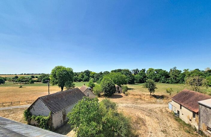 Un domaine de 11,6 hectares aux portes d'Avord — photo 3