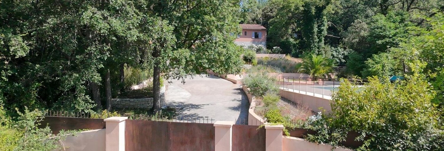Maison 11 Pièces 204 m² à vendre à La Motte (83920)
