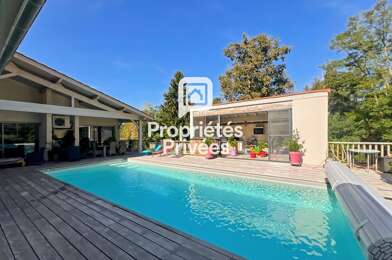Maison 7 pièces 349900 €