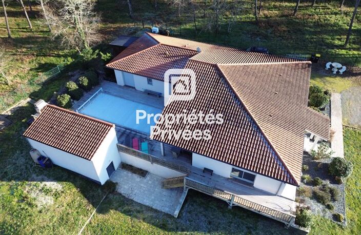 Maison de 200m² avec 4 chambres et piscine — photo 5