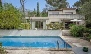 Maison 5 Pièces 182 m² à vendre à Nîmes (30900)