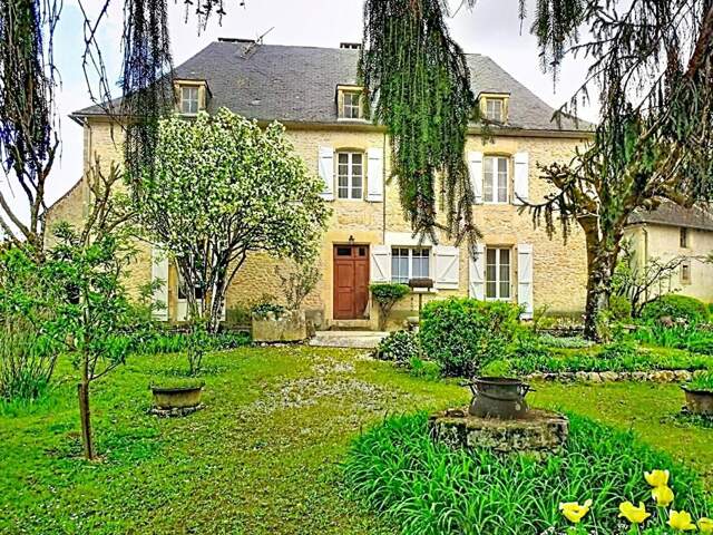 Maison Montignac 5 pièce(s) 176.11 m2 — photo du bien