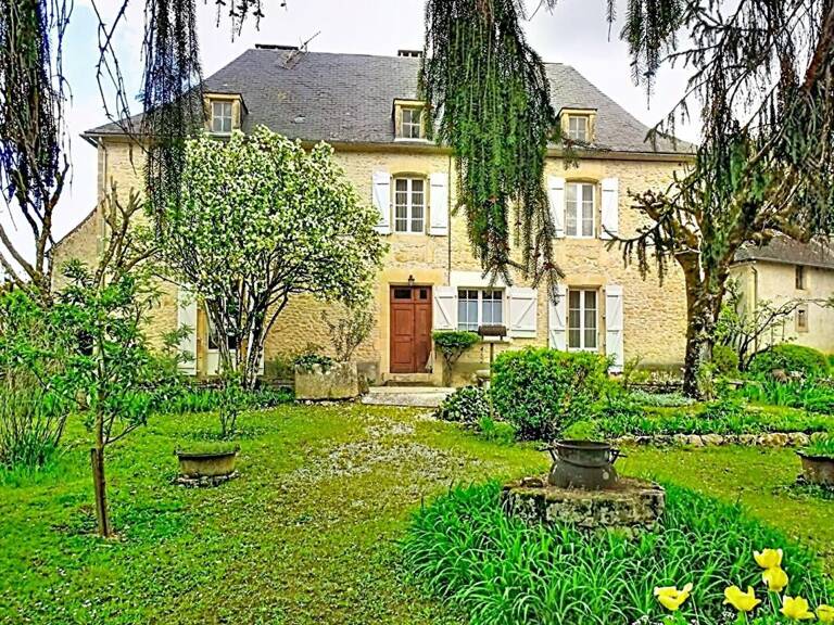 Maison Montignac 5 pièce(s) 176.11 m2 — photo 1