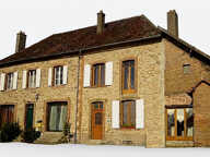 Coup de coeur assuré -Propriété de caractère en pierre-Maison familiale & gîte de 280m2 sur un terrain d'environ 2,8 ha proche de Janailhac — photo 3