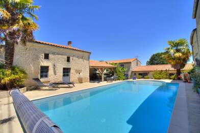 Maison 6 pièces 325500 €