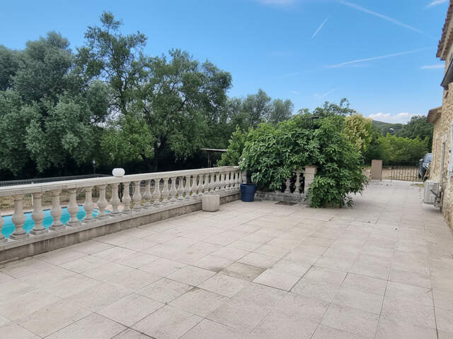 Jolie Villa 3/4P  Jardin clos, terrasse et piscine — photo du bien