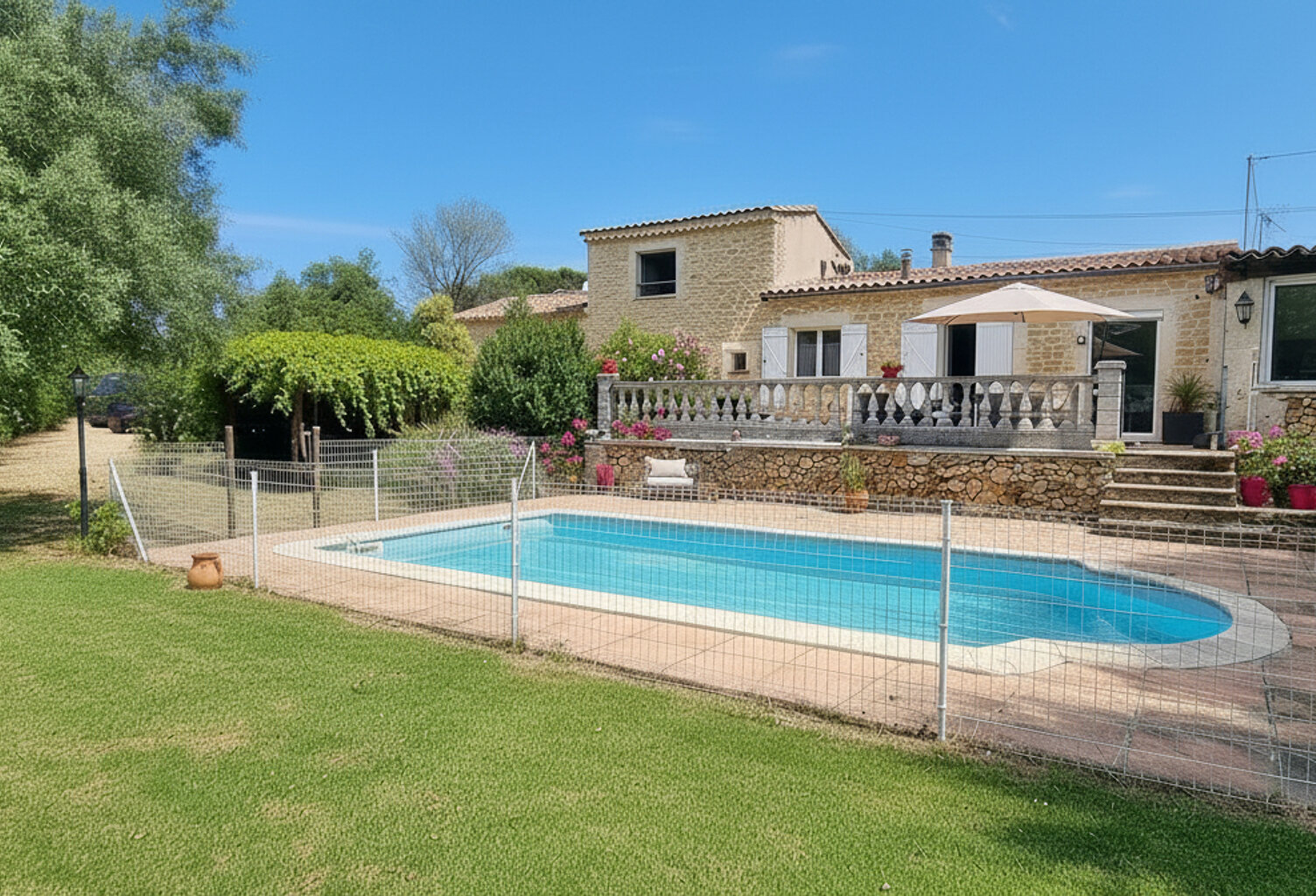 Jolie Villa 3/4P  Jardin clos, terrasse et piscine — photo 1