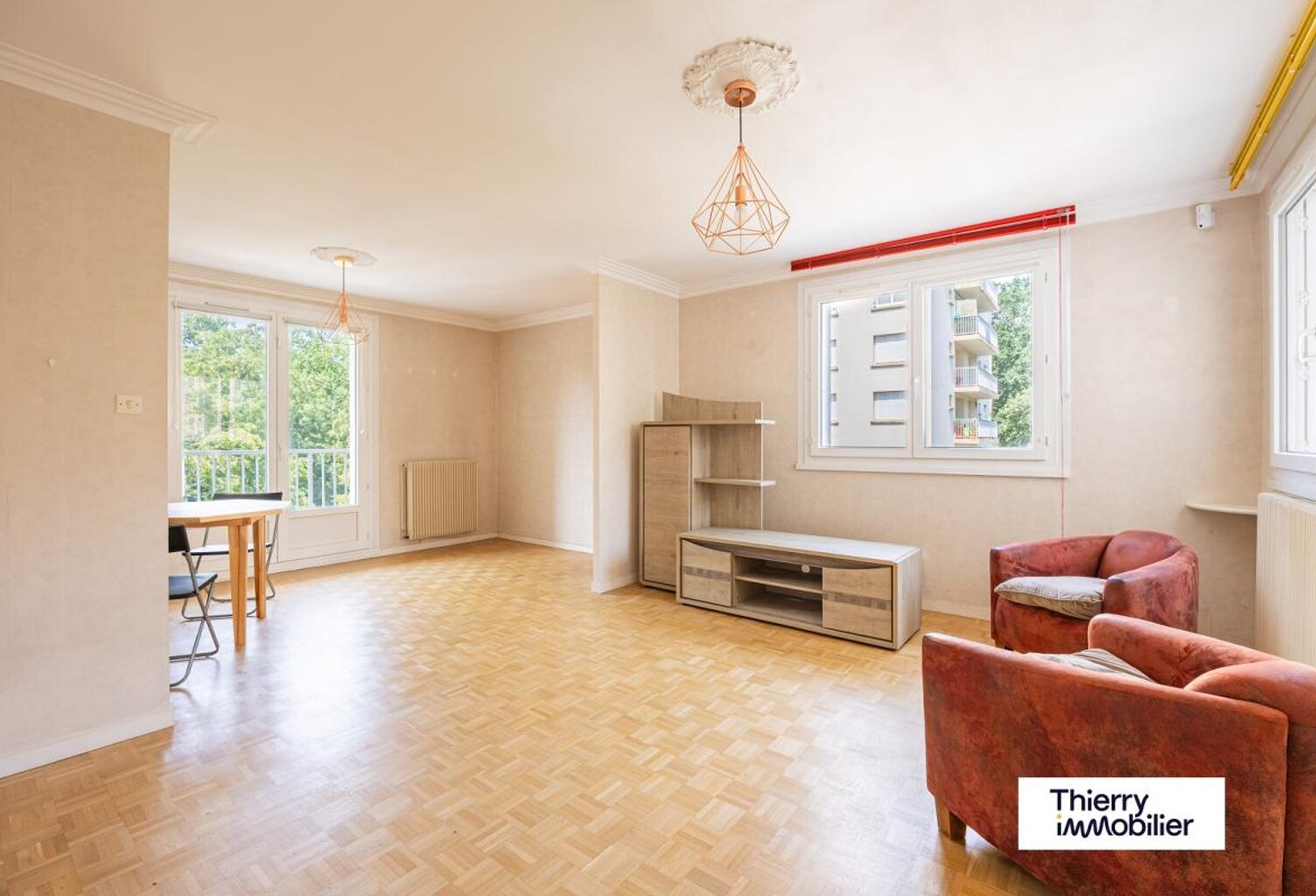Schuman/Barberie - Bel appartement familial en très bon état — photo 1