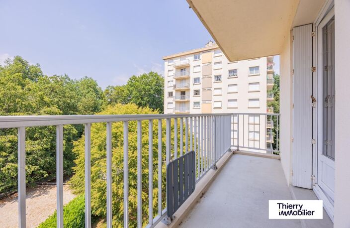 Schuman/Barberie - Bel appartement familial en très bon état — photo 4