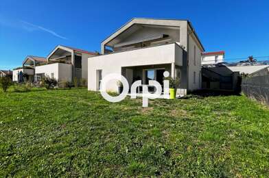 Appartement 4 pièces 996 €