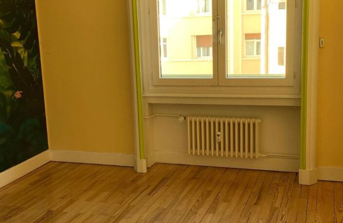 Location appartement 3 pièces 90 m² à Saint-Étienne (42000) — photo 5