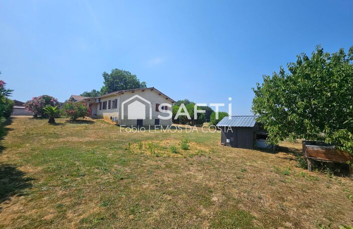 VILLA DE PLAIN PIED AVEC GARAGE ET JARDIN CLÔTURÉE — photo 2