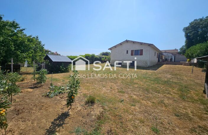 VILLA DE PLAIN PIED AVEC GARAGE ET JARDIN CLÔTURÉE — photo 3