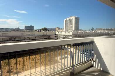 Appartement 4 pièces 984 €