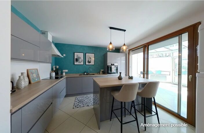 BELLE MAISON FAMILIALE AVEC VÉRANDA CHAUFFÉE, JARDIN ET SOUS-SOL EXCEPTIONNEL ! — photo 3