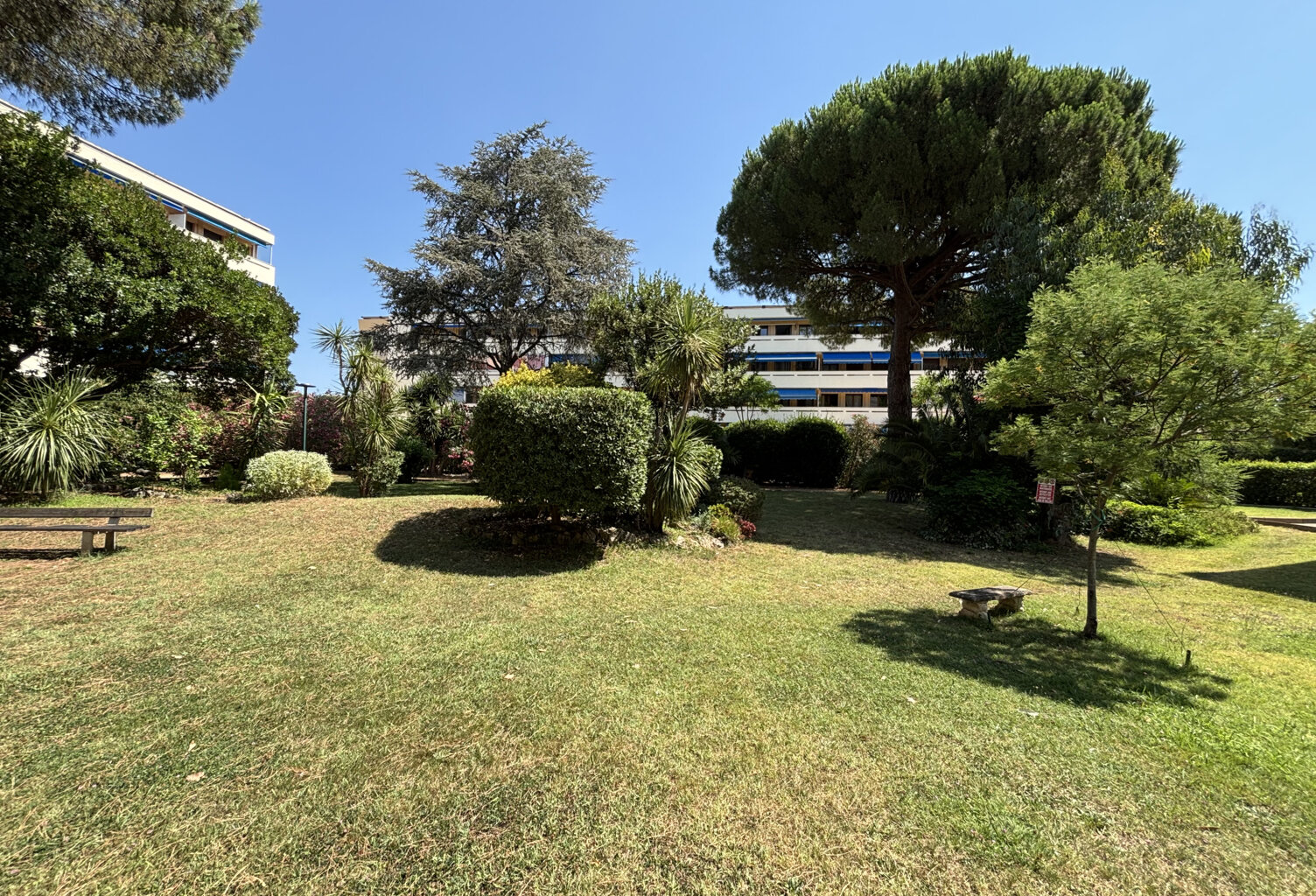 Appartement 5 pièces de 105 m2 à 2 minutes à pied de la mer — photo 1